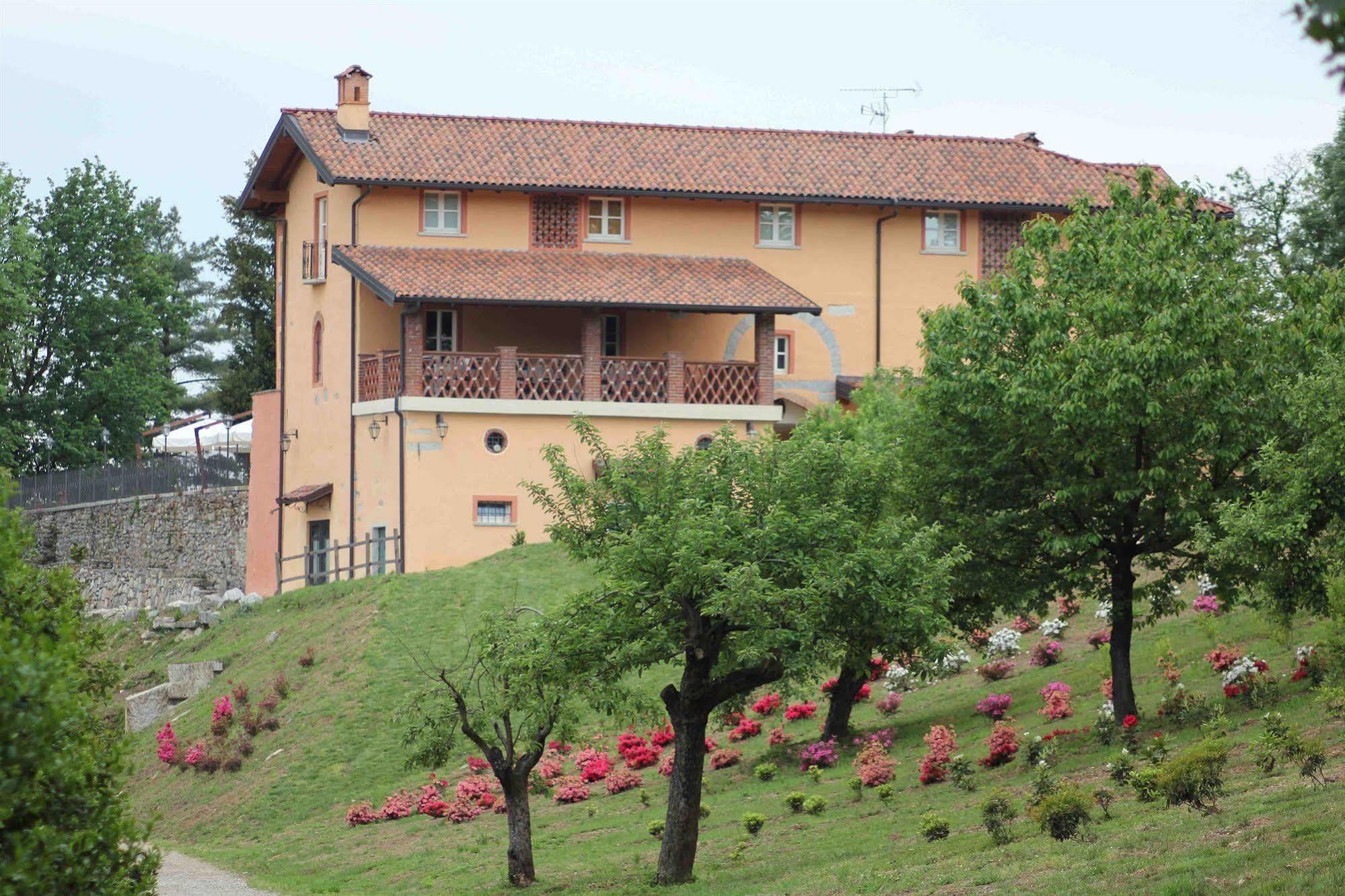 Tenuta Montezeglio Country Family House Invorio Inferiore Exterior foto